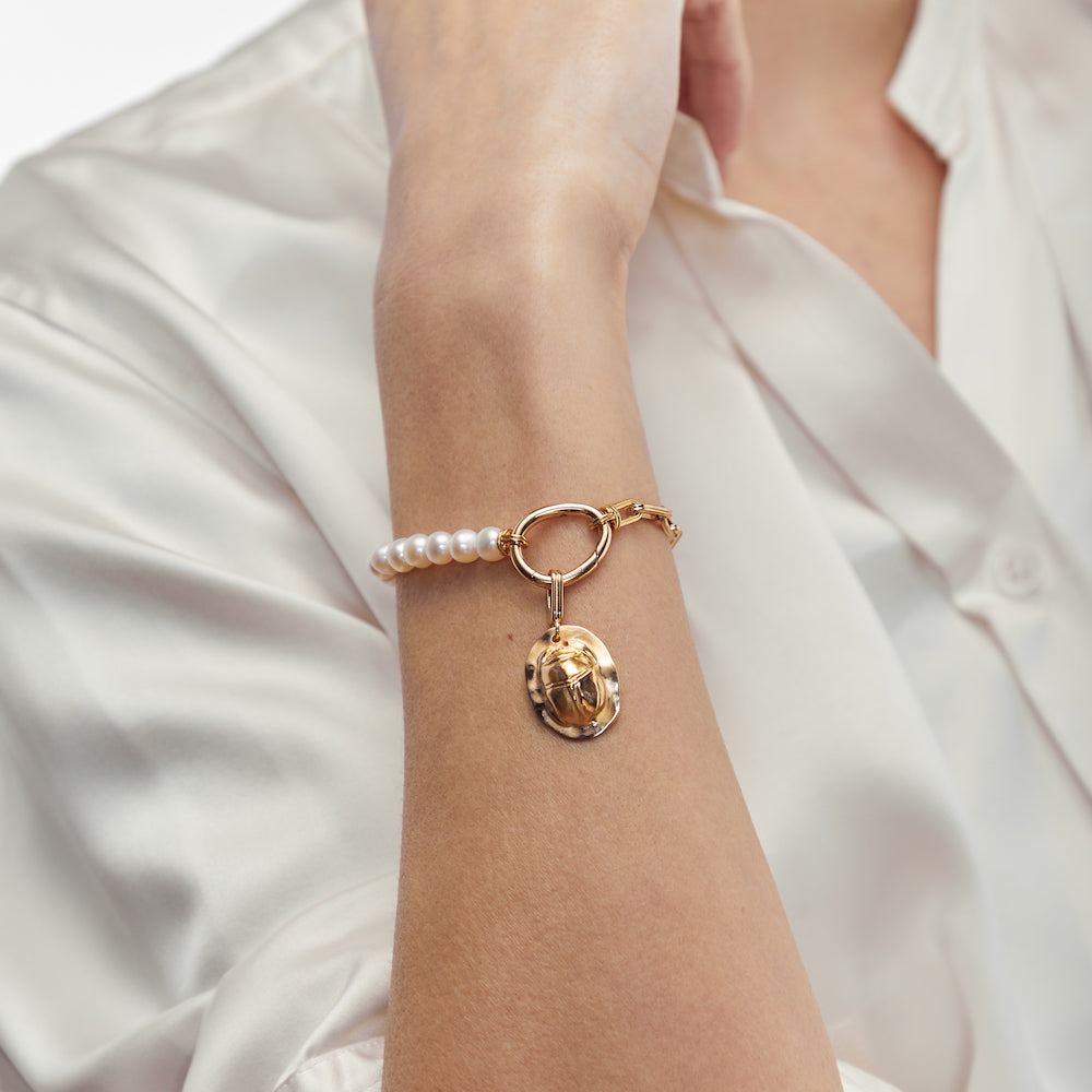 Yellow gold bracelet yellow gold medal Mellerio