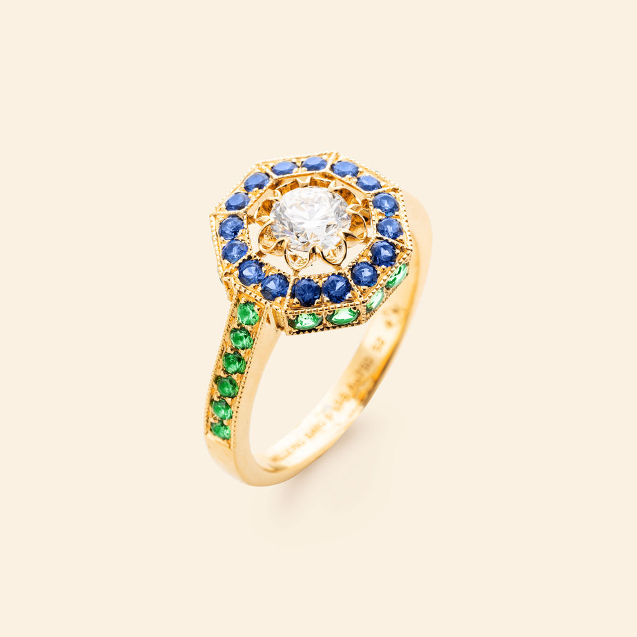 Diamond engagement ring yellow gold Maison Mellerio