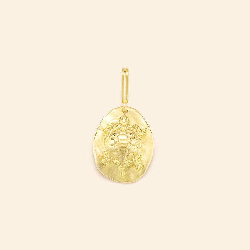 Turtle Medal Charm Yellow Gold Mellerio