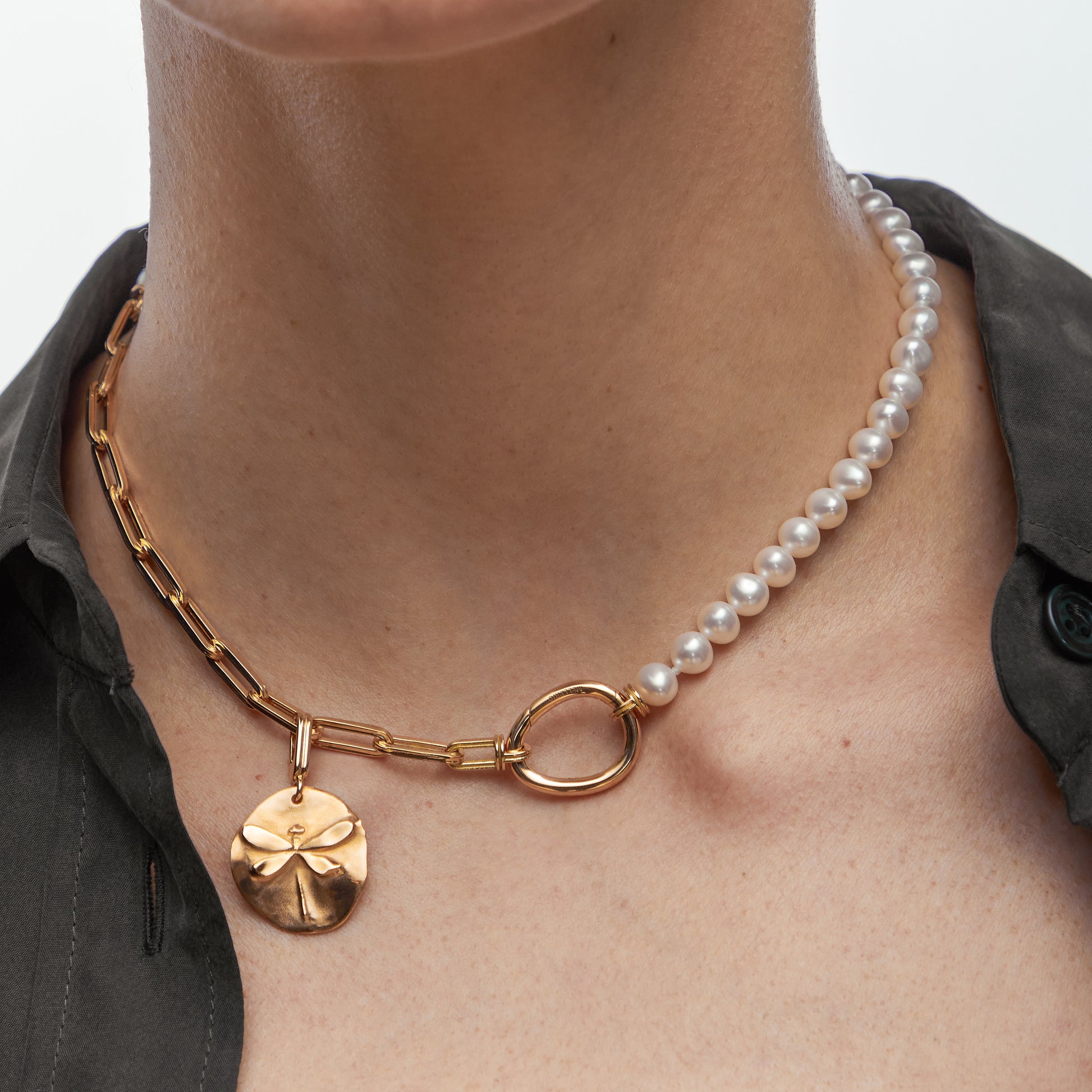 Gold necklace jewelry Maison Mellerio