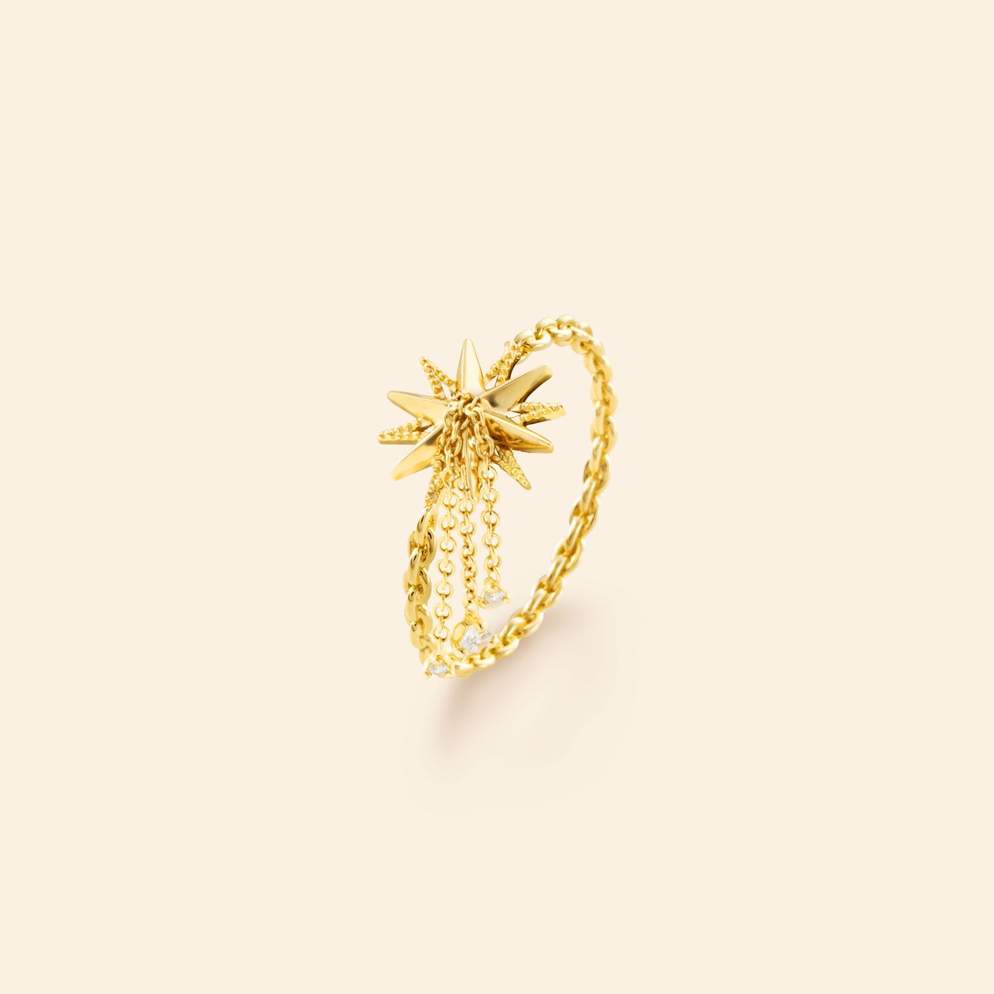 bague or jaune avec chaine joaillerie fine Mellerio