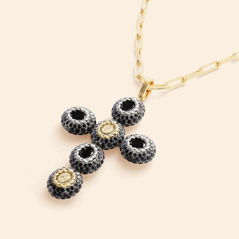 Talisman en or jaune haute joaillerie Mellerio