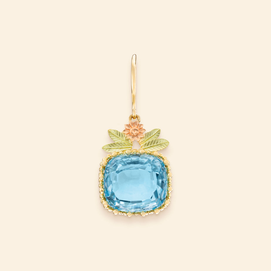 Boucles d'oreilles or jaune joaillerie Mellerio