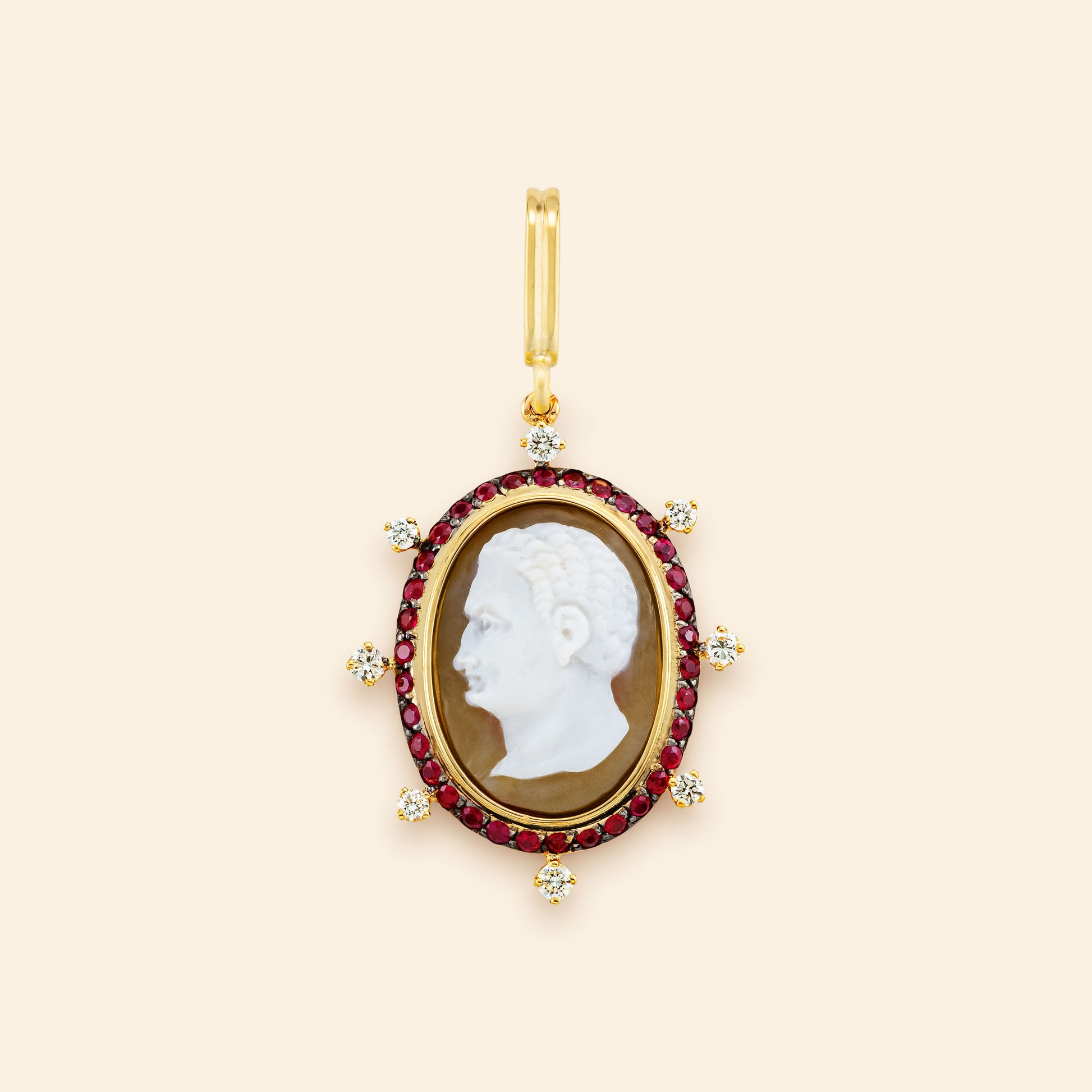 Precious Cameo Diamonds Yellow Gold Mellerio