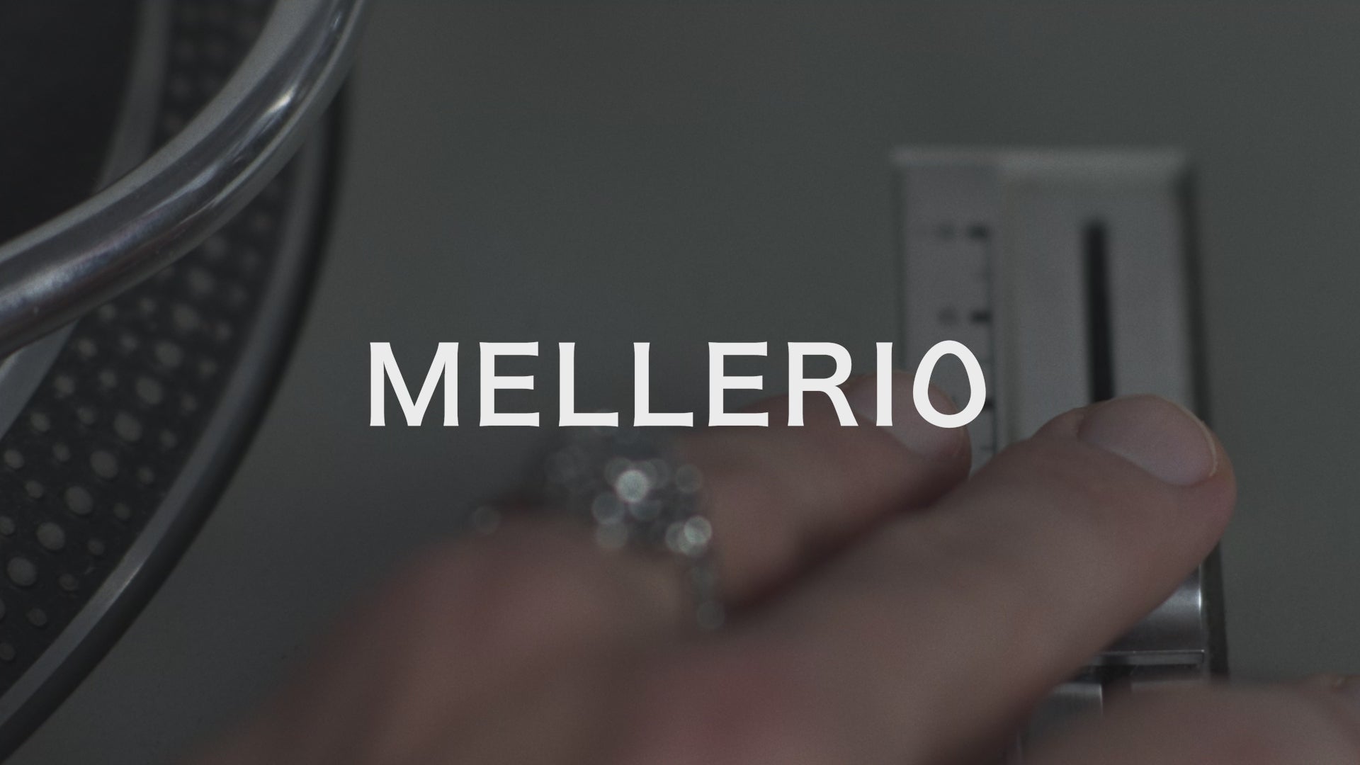 Bague or blanc diamant noir Mellerio