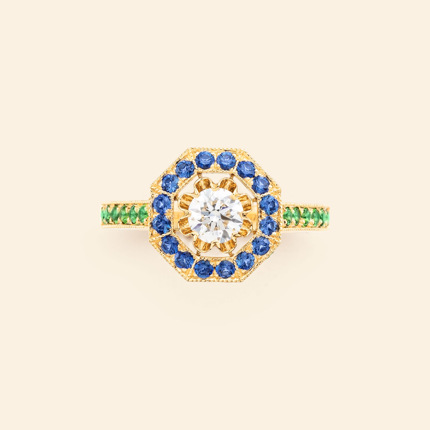 Diamond engagement ring yellow gold Maison Mellerio