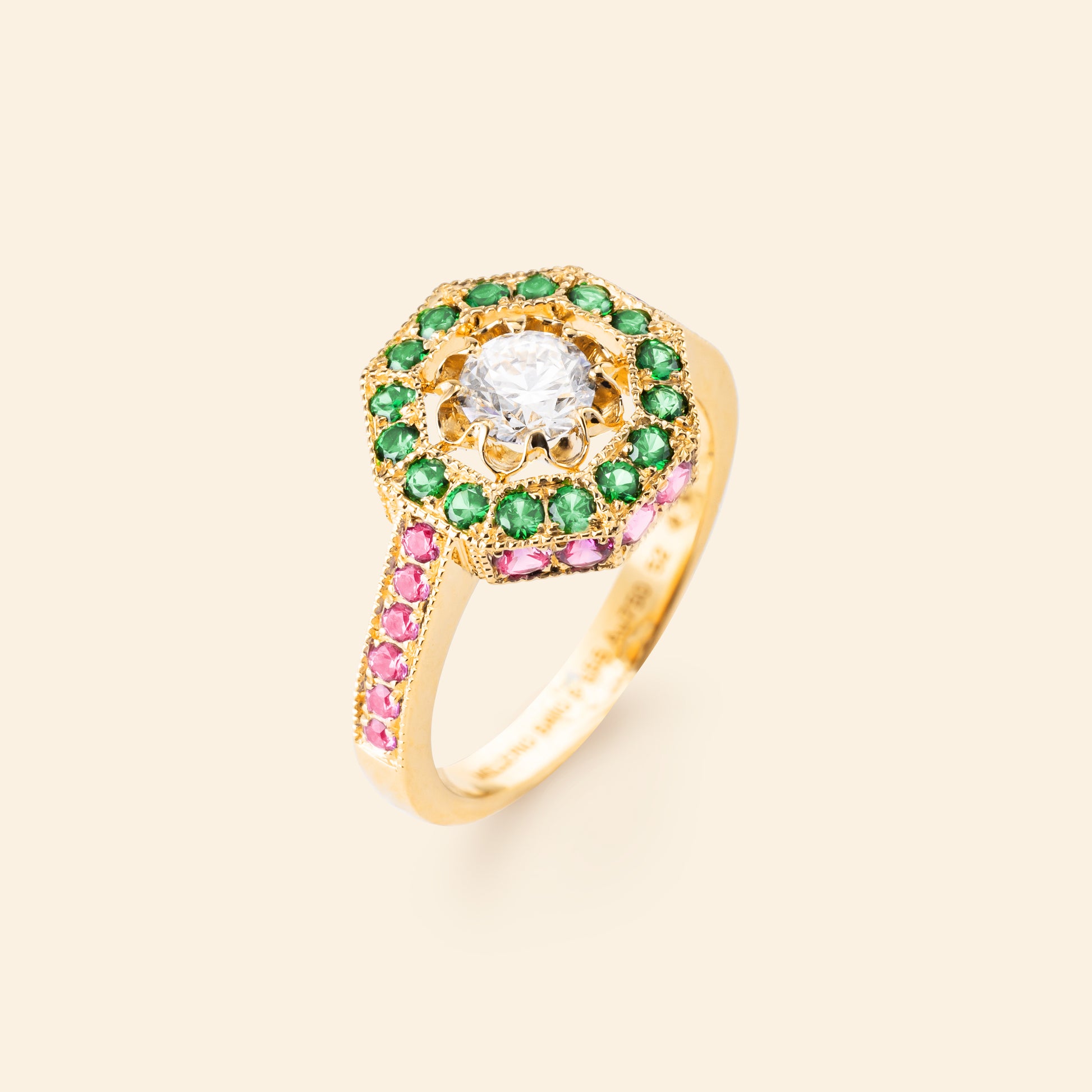 Diamond engagement ring yellow gold Maison Mellerio