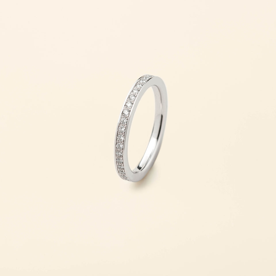 Precious Wedding band White gold