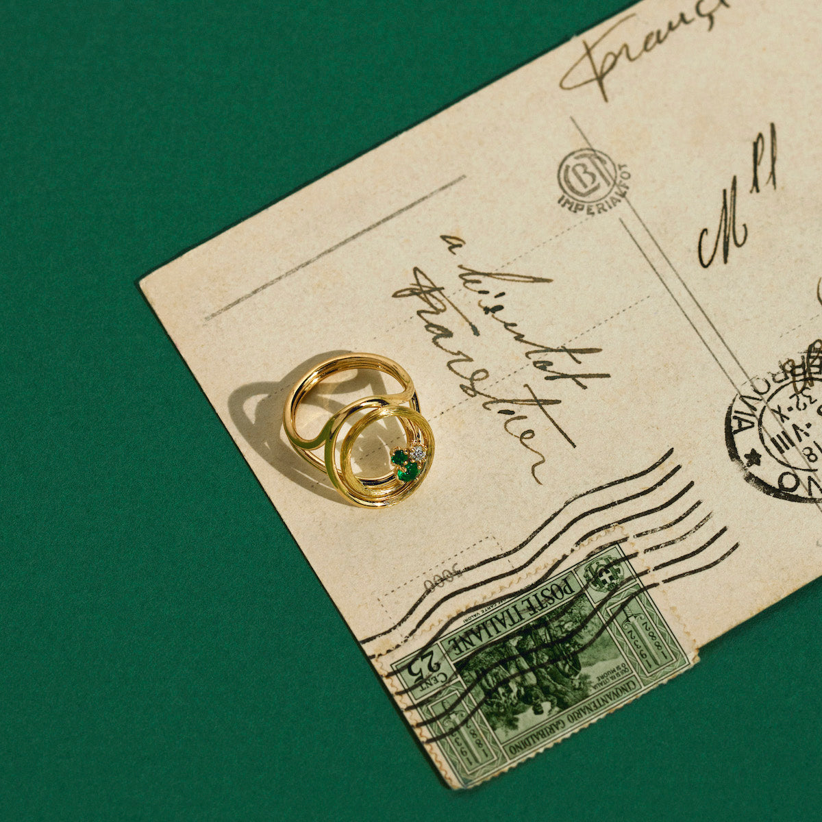 Riviera Ring Emerald Yellow Gold Mellerio