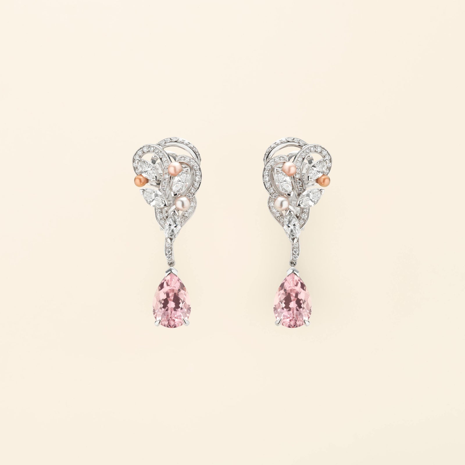 White Gold and Diamond High Jewelry Earrings Likoma Mellerio